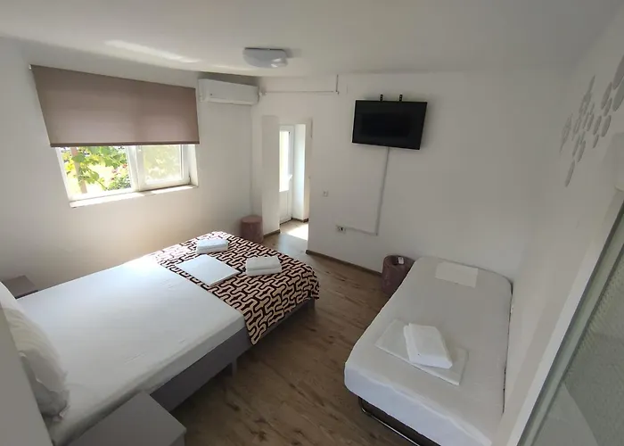 Gasthof Yellow House Eforie Nord