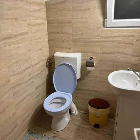 Πανσιόν Yellow House Eforie Nord